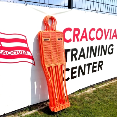 PRO-Trainingswand – Training für Freistöße und Torwartpuppe