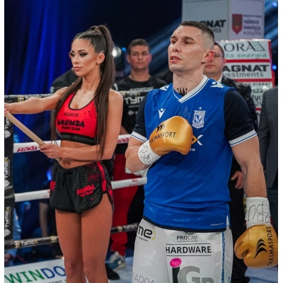 Boxerské rukavice TIGER GOLD / BLACK L