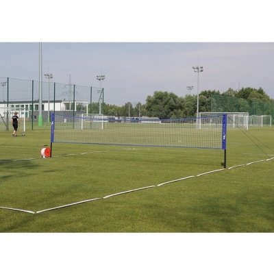 Volleyball-Set, Volleyball auf Naturrasen