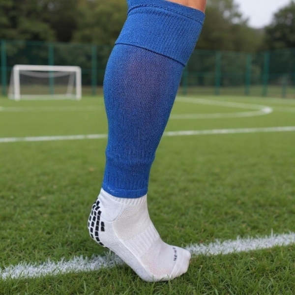 Kék, lábujj nélküli futballzokni