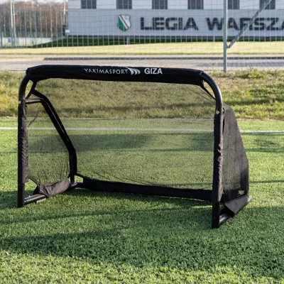 Wytrzymala siatka pilkarska 120x80 w kolorze czarnym