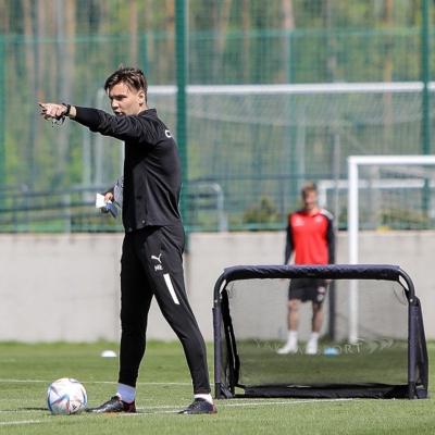 Mobilna bramka treningowa 120x80 od producenta bramek Yakimasport