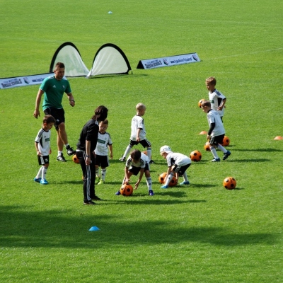 Sada futbalových bránok Pop-Up – samonastaviteľné mobilné