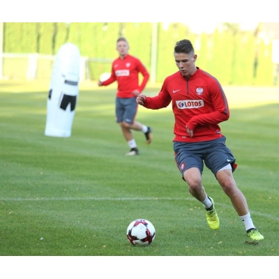 Selbstaufrichtende aufblasbare Wand, Charakter